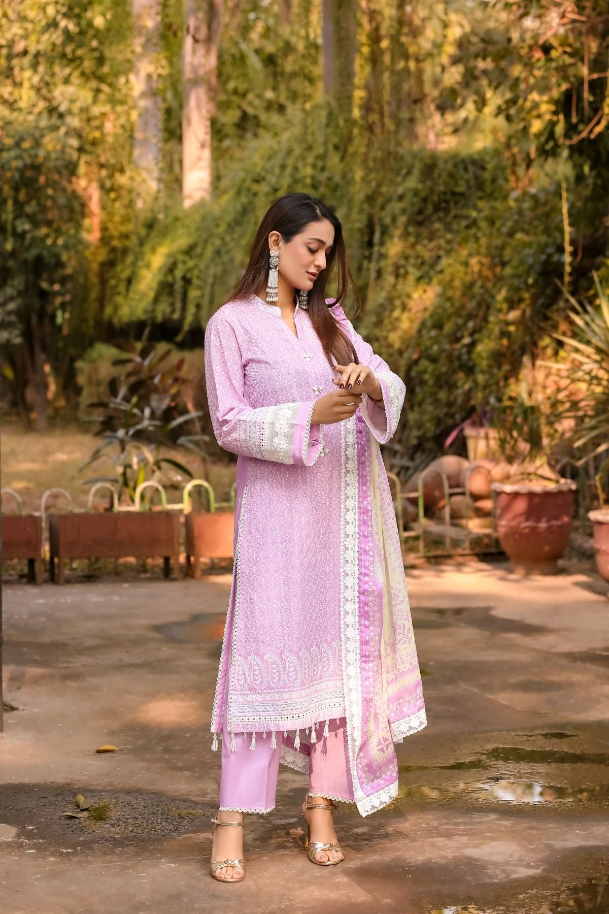 Saadia Ahmed LWSU-25CK302 ChikanKari Lilac