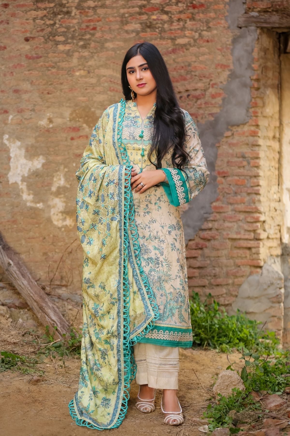 Saadia Ahmed LWSU-25P306 3-Pcs Printed Lawn Secondary image
