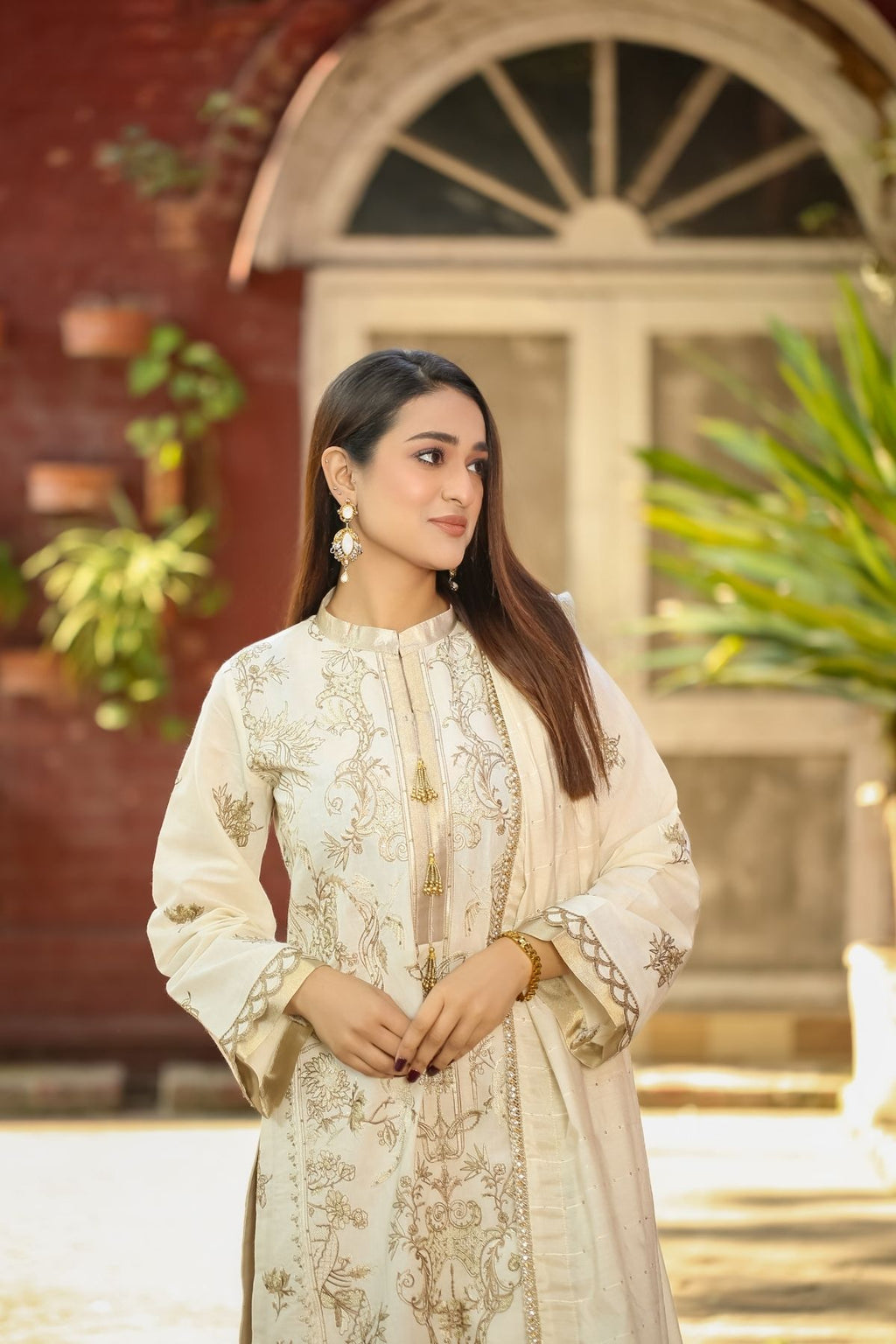 Saadia Ahmed LWSU-25FE302 Embroidered Banarsi