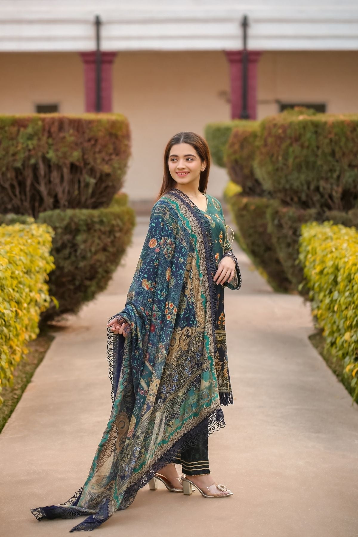 Saadia Ahmed LWSU-25P309 3-Pcs Printed Lawn Secondary image