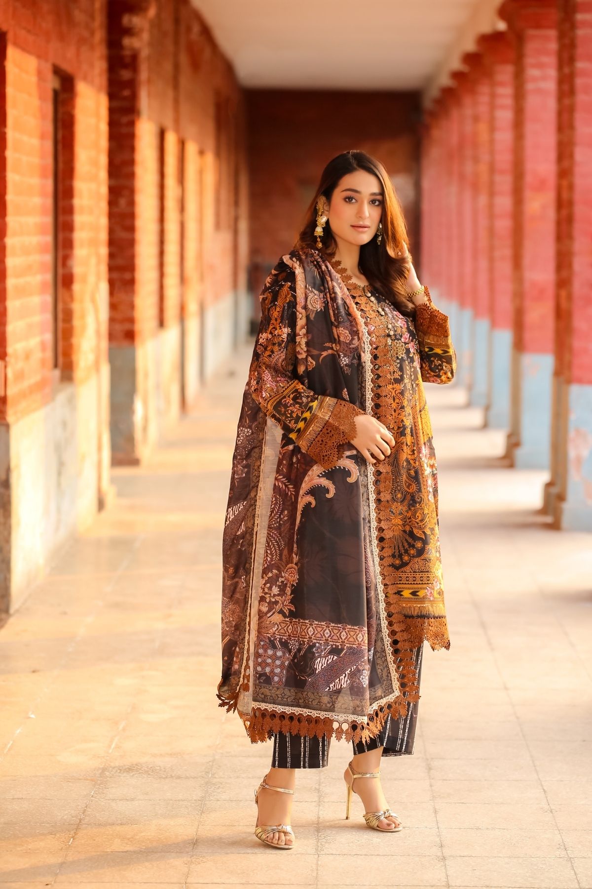 Saadia Ahmed LWSU-25P310 3-Pcs Printed Lawn Main image