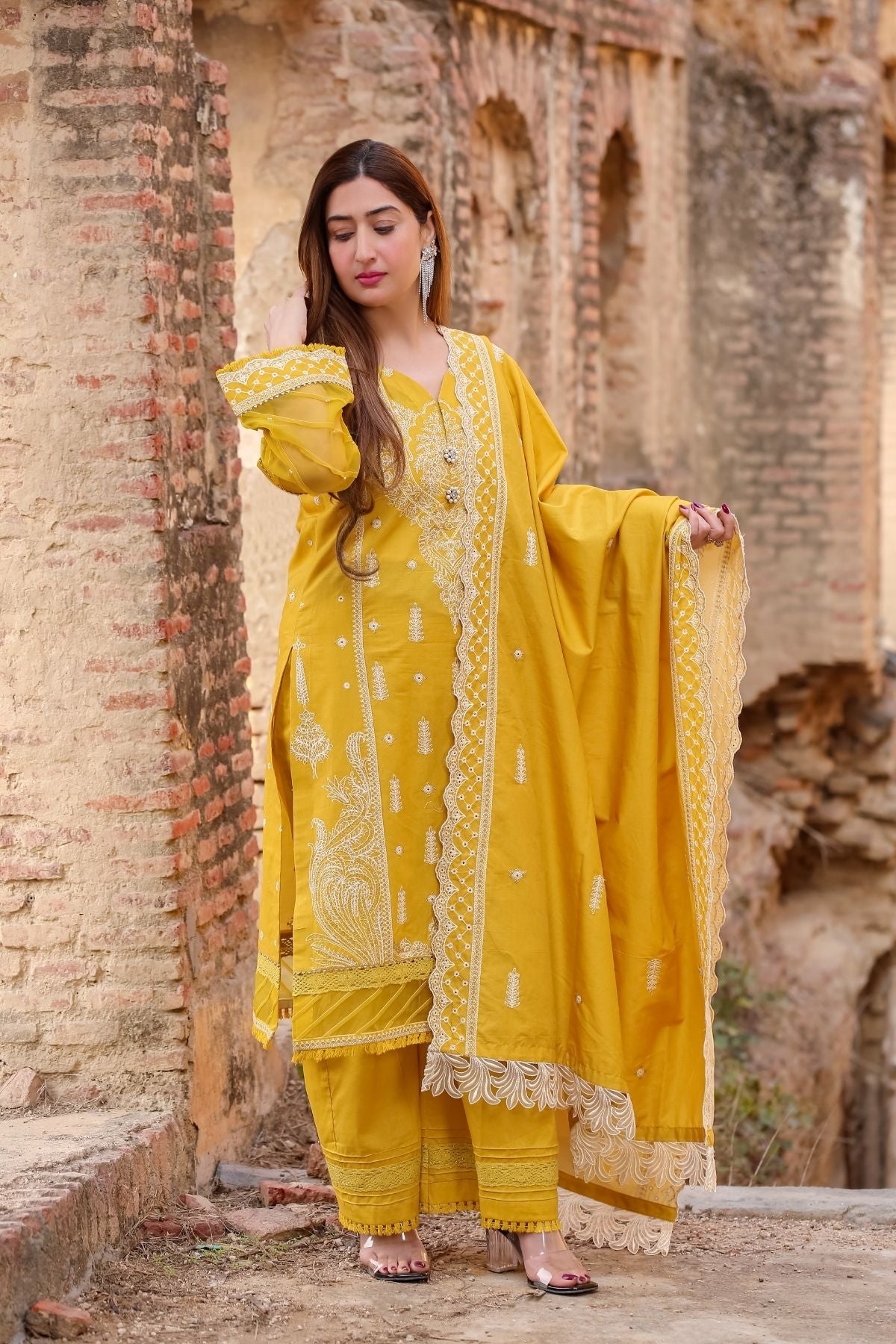 Saadia Ahmed LWSU-25CK306 ChikanKari Mustard