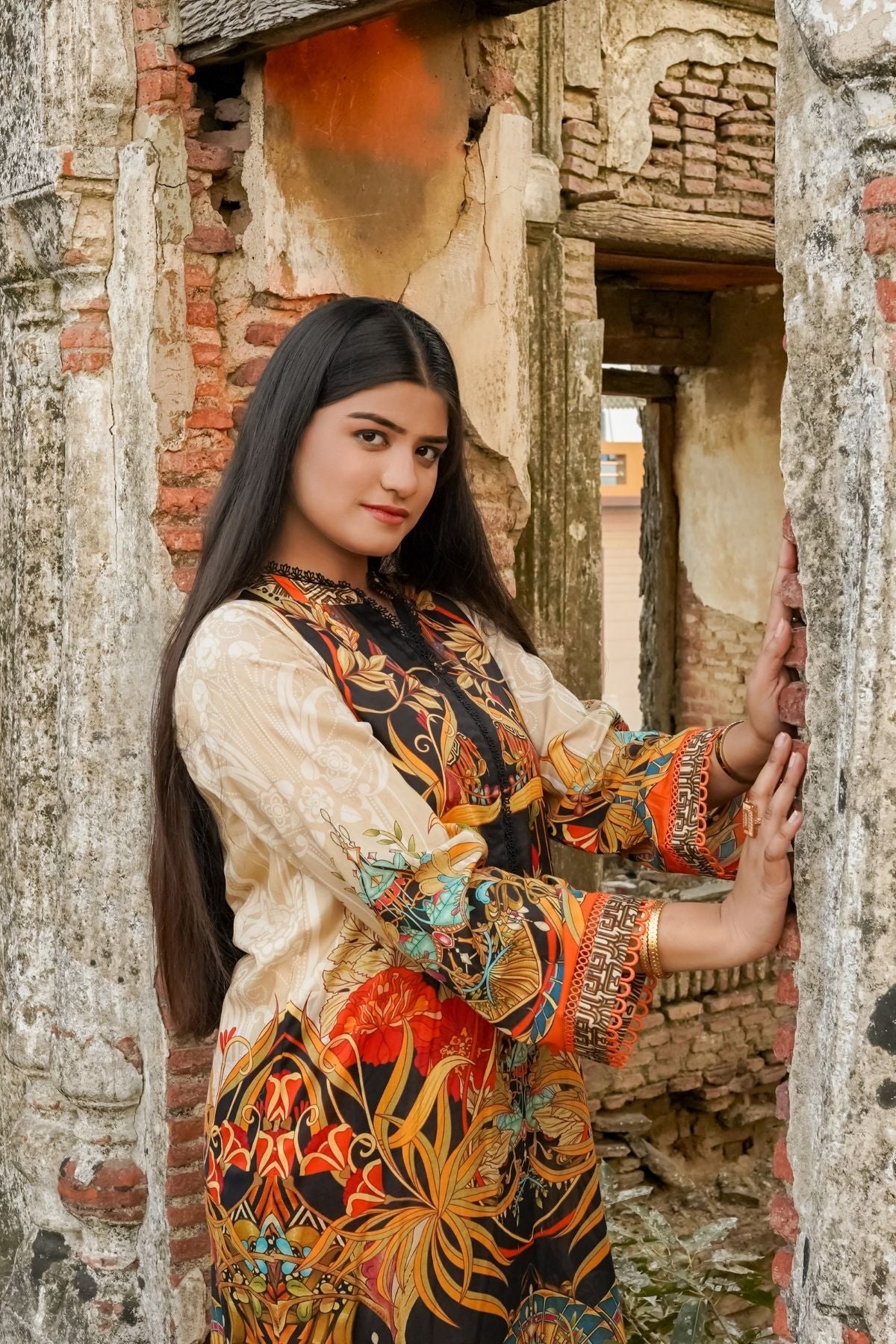 Saadia Ahmed LWSU-25P204 2-Pcs Printed Lawn Secondary image